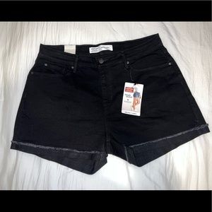 Signature Levi Strauss Hi-Rise Jean Shorts